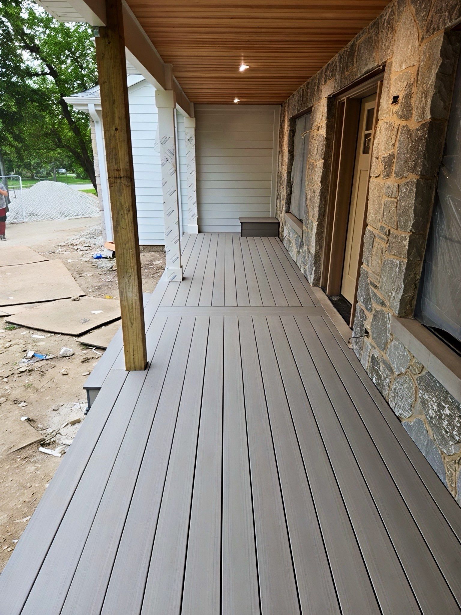 Full exterior renovation including HardiePlank lap siding and aluminum soffit on a ranch home in Oak Park