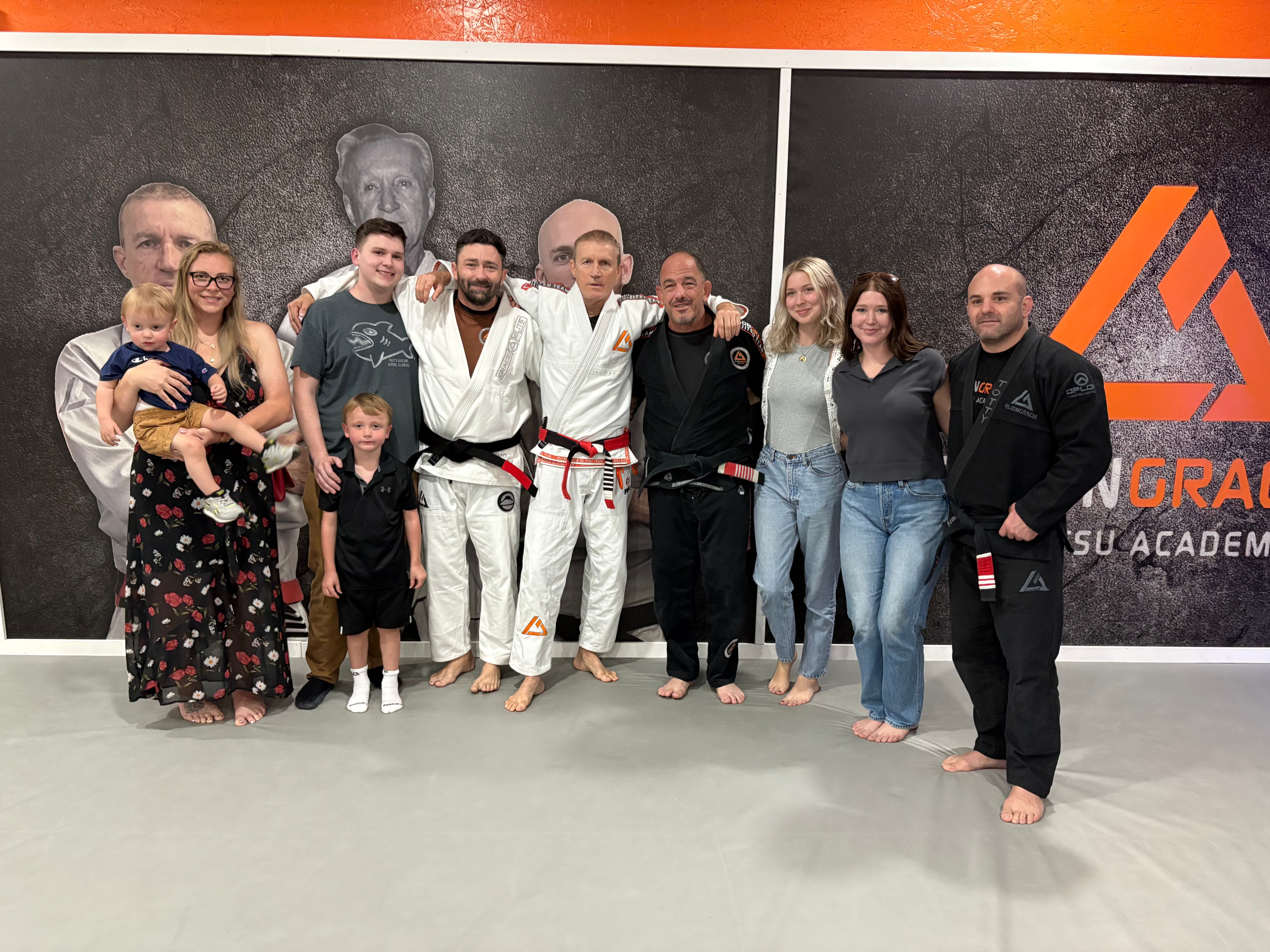 Rilion Gracie and team at the academy in Panama City