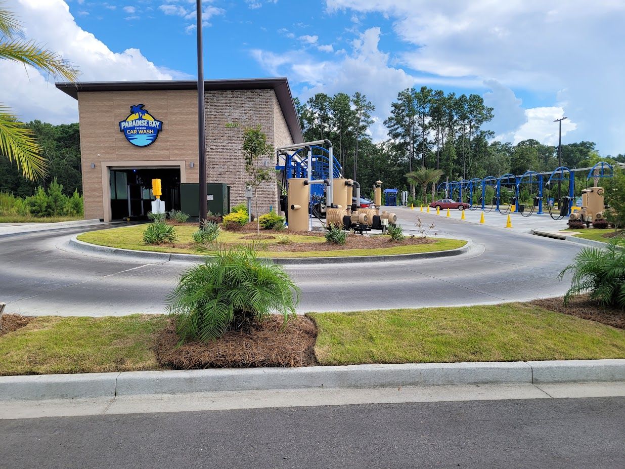 Commercial landscaping at Paradise Bay Car Wash