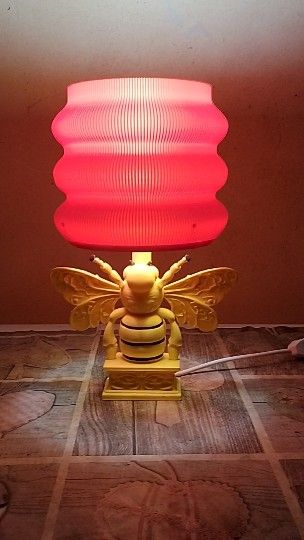 Pčela lampa