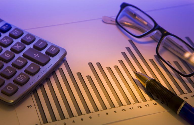Credit consultancy session reviewing risk assessments