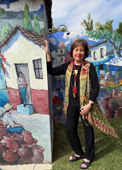 Kat O'Sullivan in Ajijic with Community Mural