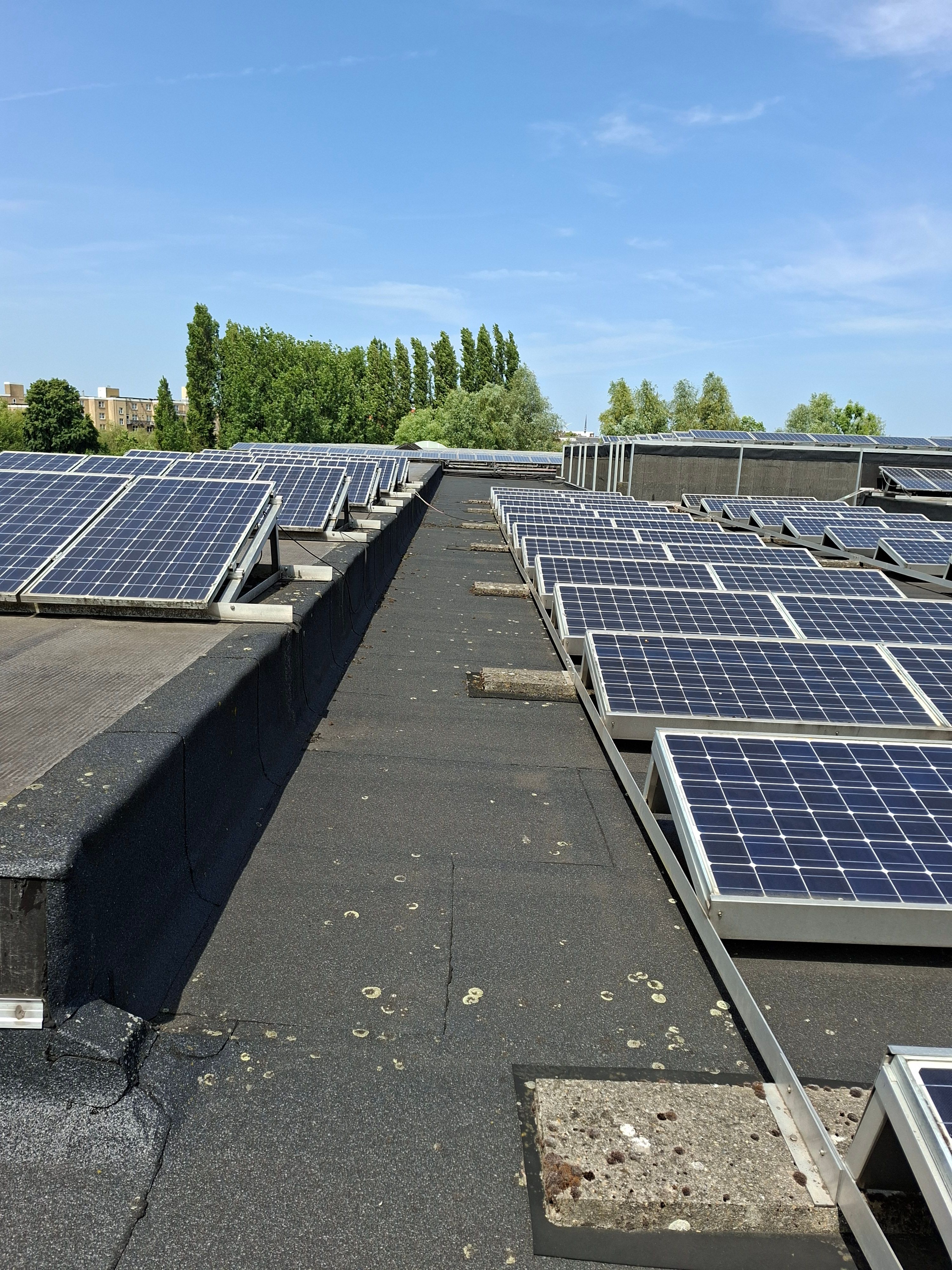 Zonnepanelen reinigen door CSK