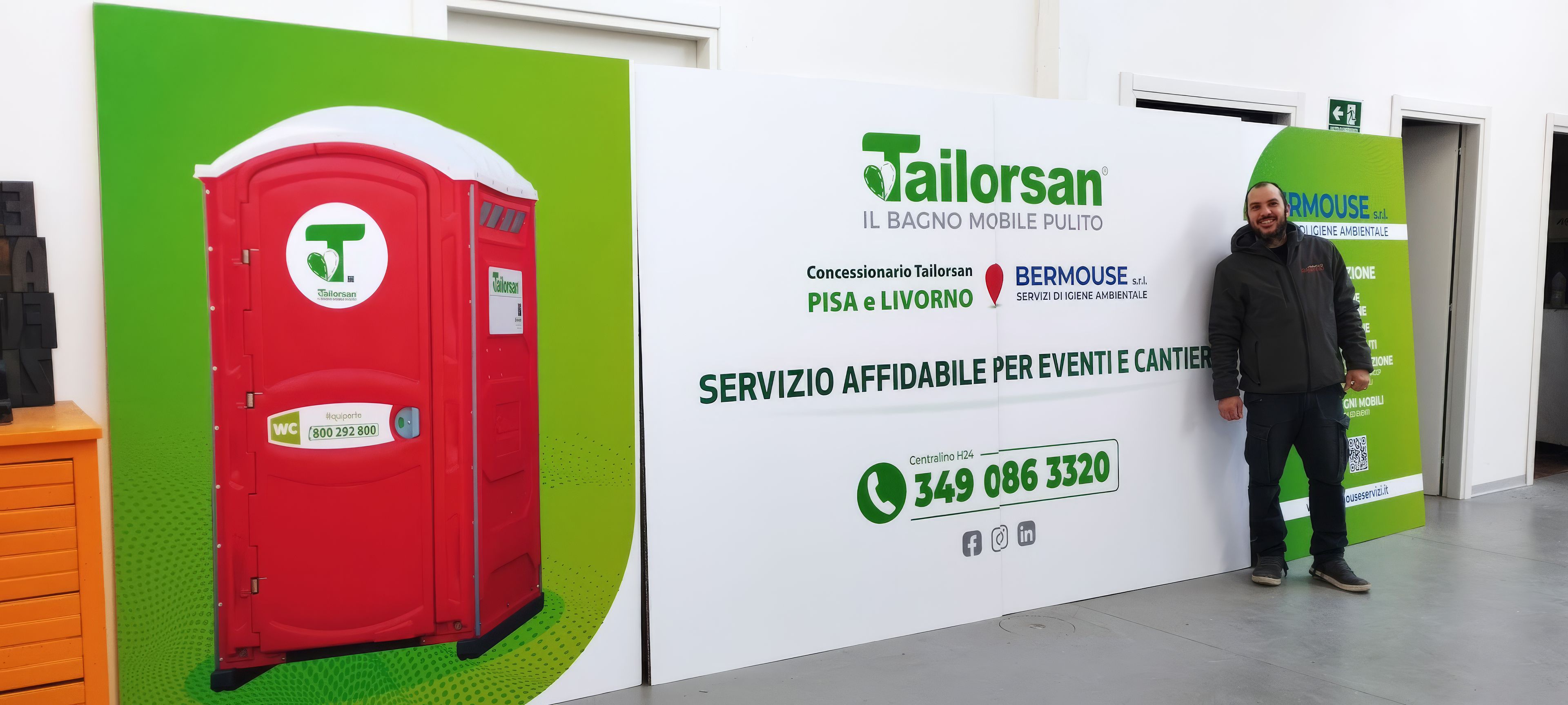 Pannello espositivo grande formato — Tailorsan