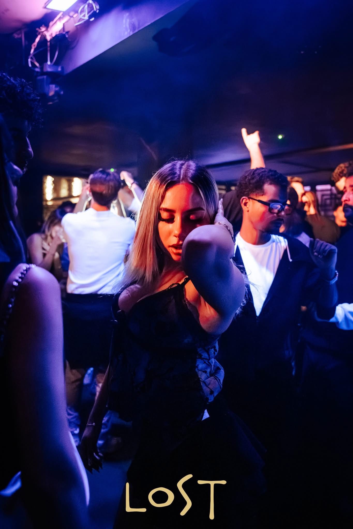 Guests dancing at LOST