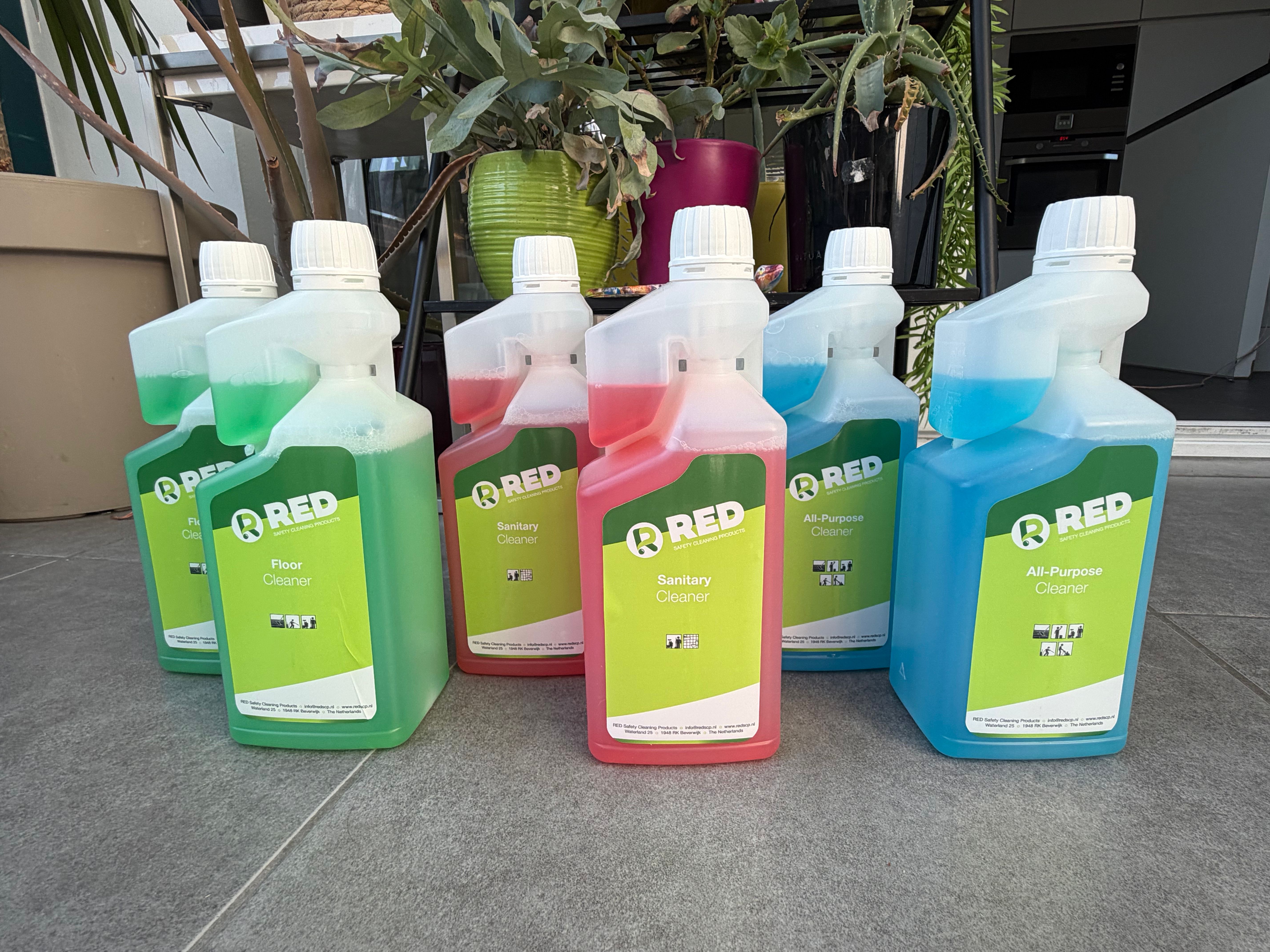 RED Safety Cleaning Products complete productlijn