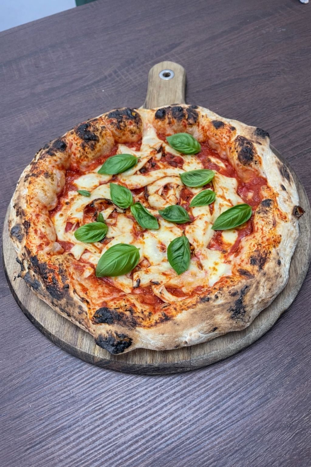 Pre-cooked wood-fired Neapolitan pizza