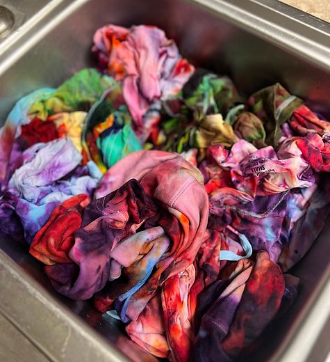 Fresh tie-dye in the sink