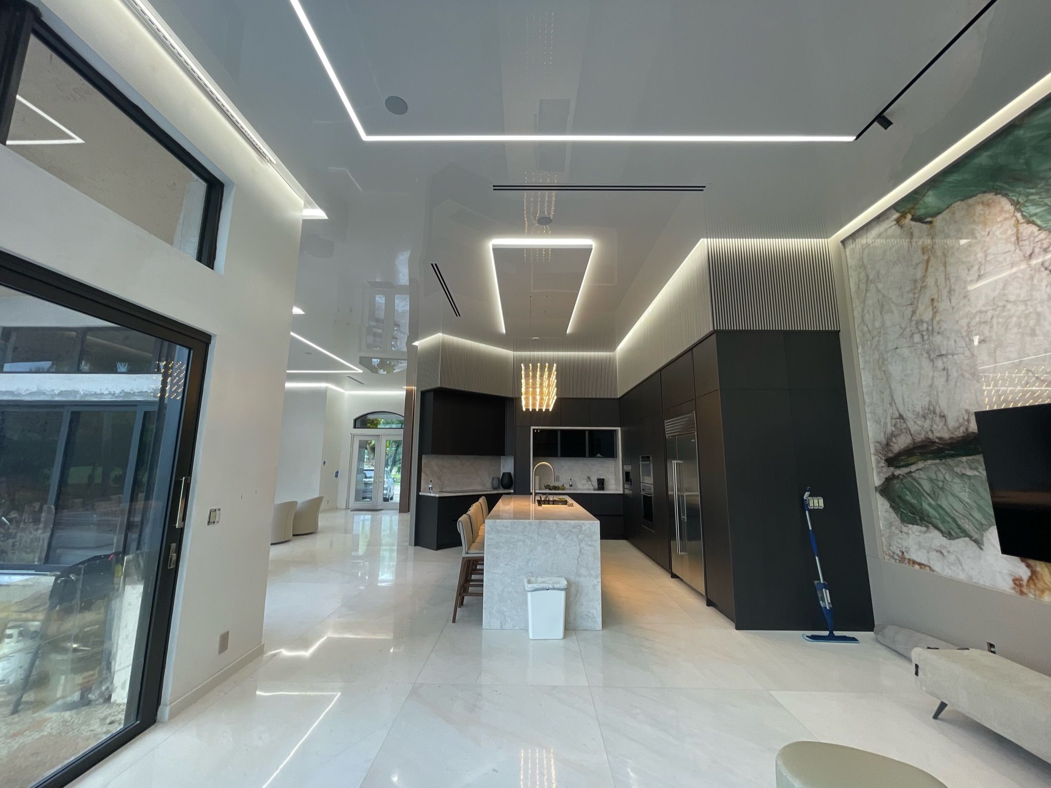 Luxury Kitchen & Living