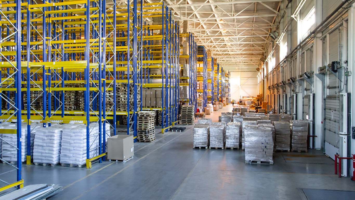 Warehouse and industrial construction project in Calgary